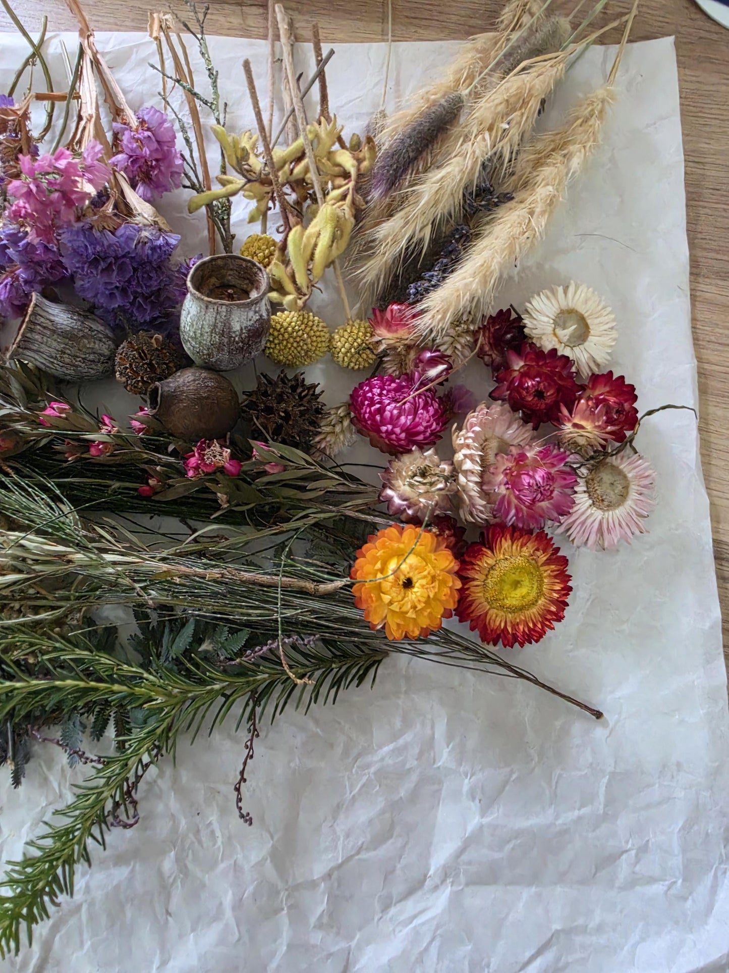 Natural Dried Flowers and Seed Pods, Dried Botanicals, Wildflowers, DIY decor, Resin Craft