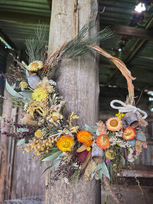 Australian Dried Wildflowers & Strawflower Wall Decor – Rustic Farmhouse Botanical Art